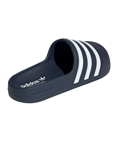 adidas adilette weiß blau|Adilette in Blau und Weiß .